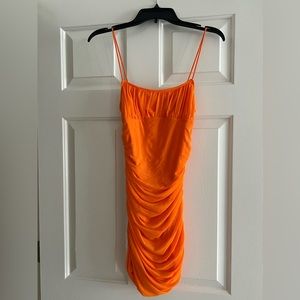 Orange mini scrunched dress, never worn!!